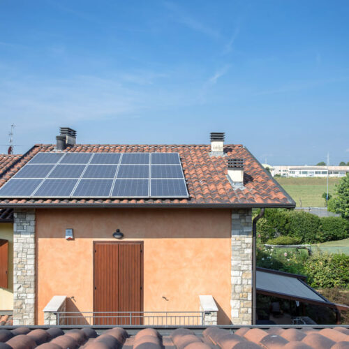 Paneles solares para casa en Costa Rica: todo lo que debes saber para empezar